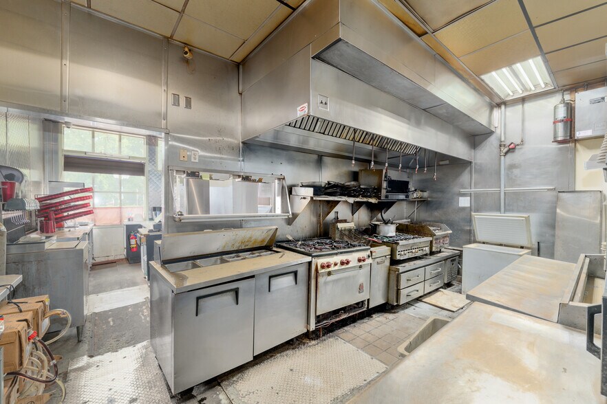 More Photos Of 14960 Main St, Alachua Restaurant For Lease