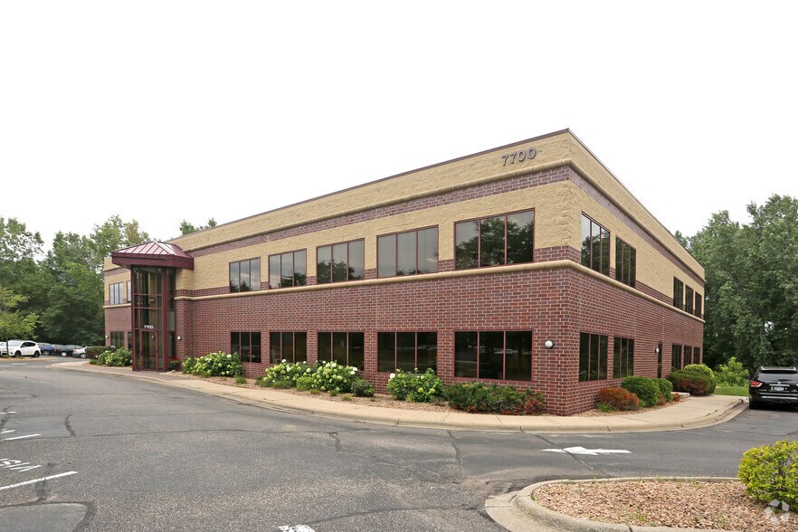 More Photos Of 7700 Equitable Dr, Eden Prairie Office For Lease