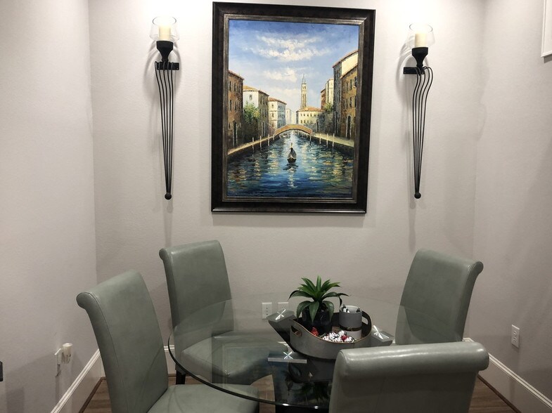 More Photos Of 12262 Queenston Blvd, Houston Unknown For Lease