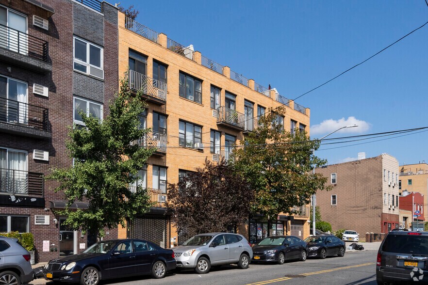 More Photos Of 99 Kingsland Ave, Brooklyn Apartments For Lease