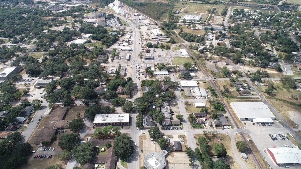 More Photos Of 800 Jackson St, Richmond Office Residential For Sale