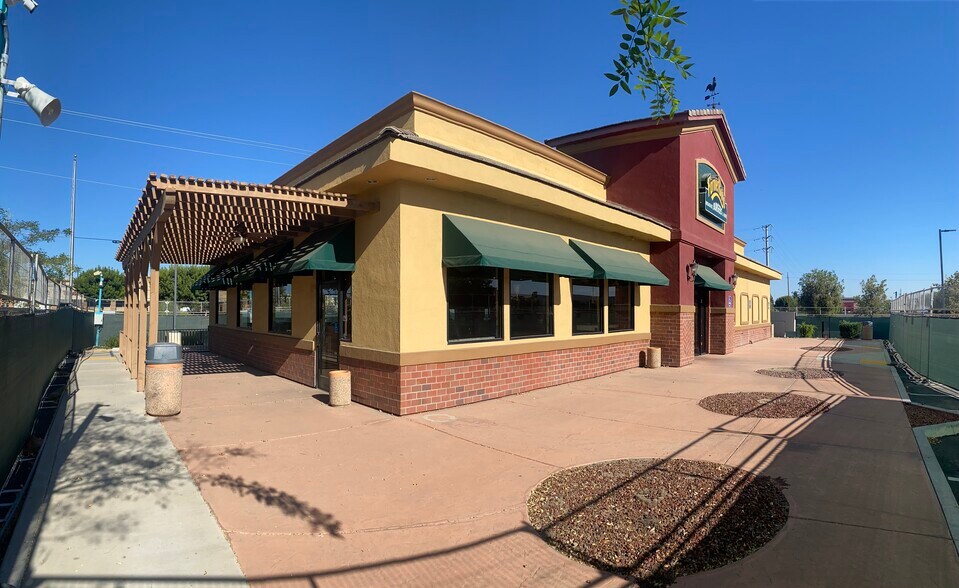 More Photos Of 4920 Gosford Rd, Bakersfield Fast Food For Sale