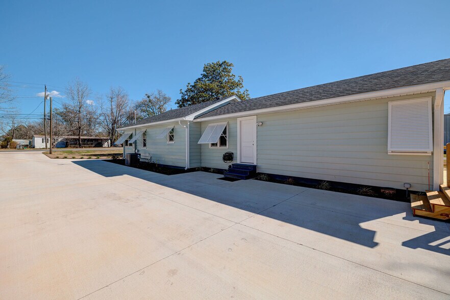 More Photos Of 100 Whitman Ave, Castle Hayne Land For Sale