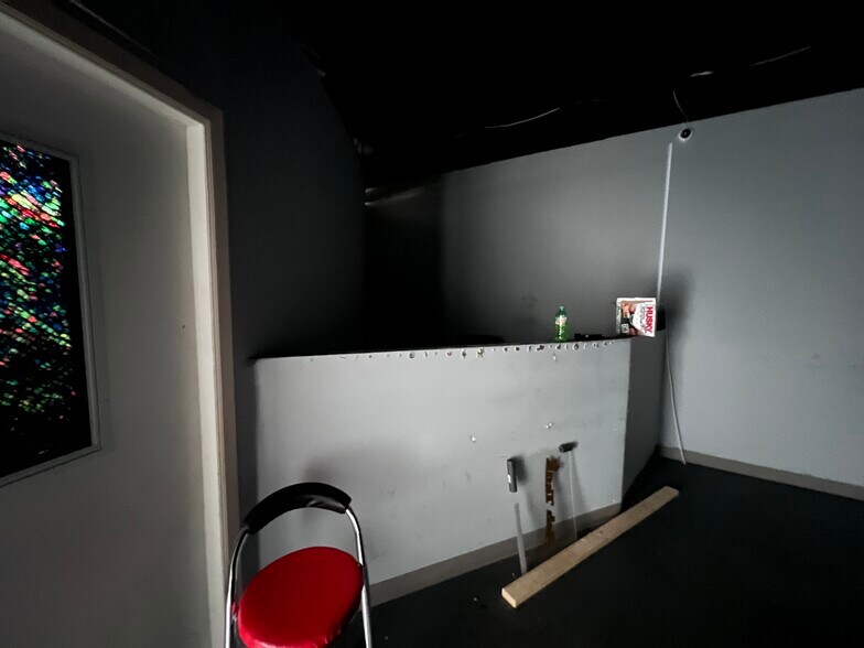 More Photos Of 1058-1068 Country Club Rd, Columbus General Retail For Sale