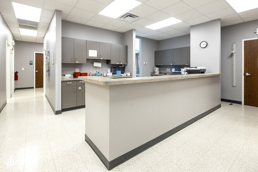 More Photos Of 605 Keene Centre Dr, Nicholasville Freestanding For Lease
