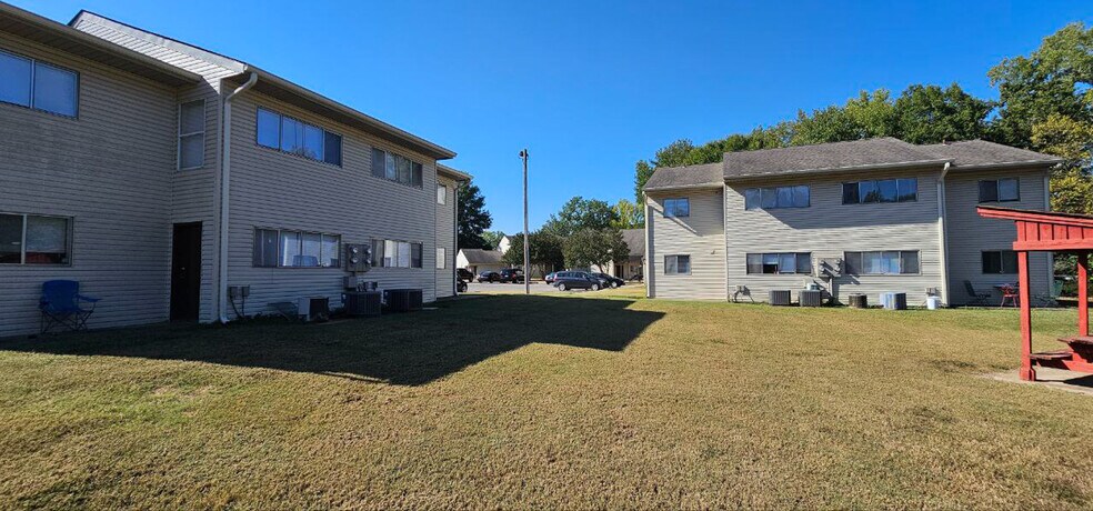 More Photos Of 401 N Cumberland Ave, Russellville Apartments For Sale