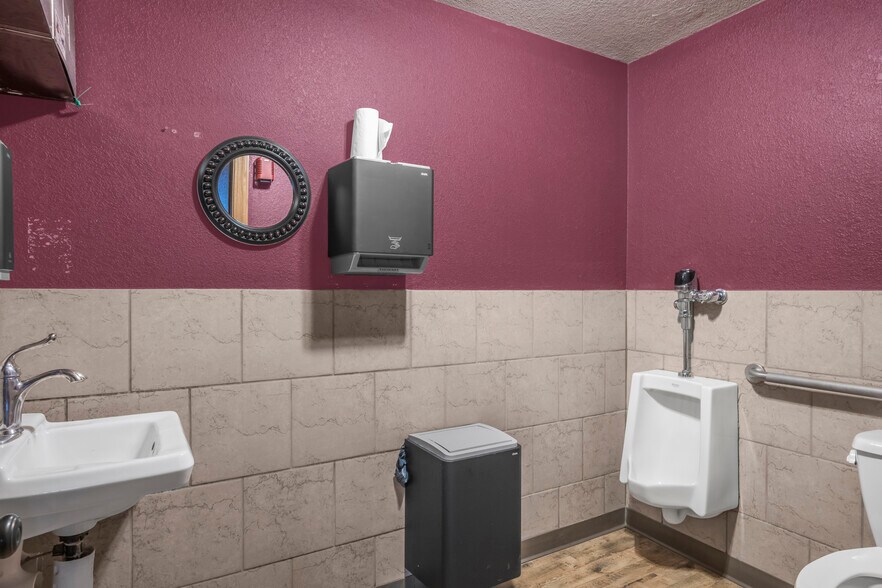 More Photos Of 104-112 Main St, Wanamingo General Retail For Sale