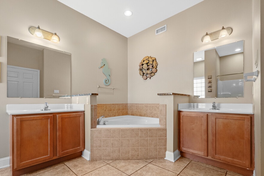 More Photos Of 213 76th Ave N, Myrtle Beach Apartments For Sale