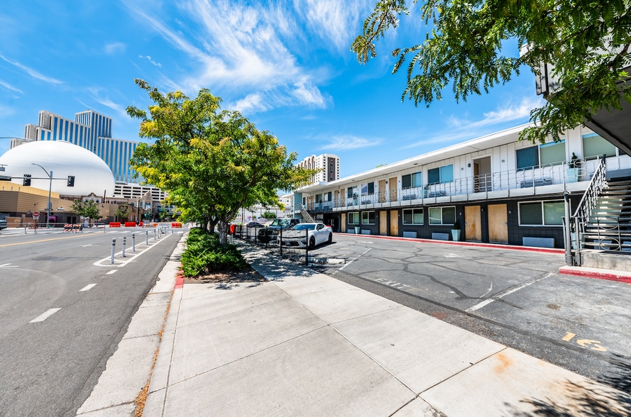 More Photos Of 500 University Way, Reno Apartments For Sale