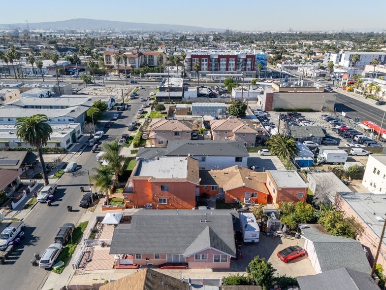 More Photos Of 405-411 1/2 E Esther St, Long Beach Apartments For Sale