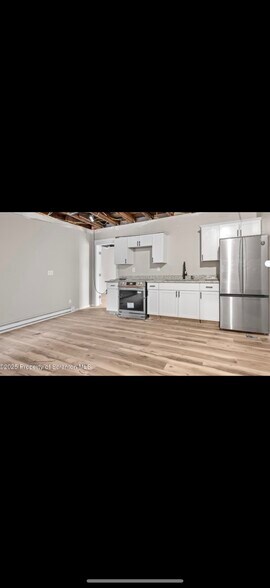 More Photos Of 42-44 Main St, Dallas Storefront Retail Residential For Sale