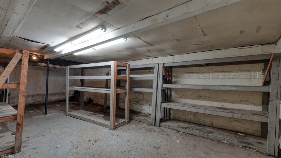 More Photos Of 11445 E Pike Rd, Cambridge Light Manufacturing For Lease