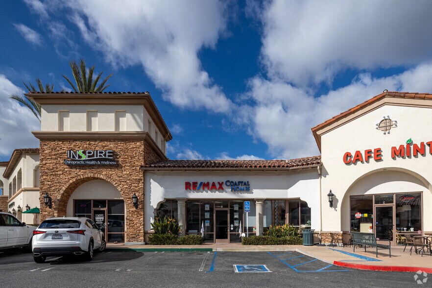 More Photos Of 1031 Avenida Pico, San Clemente Medical For Lease