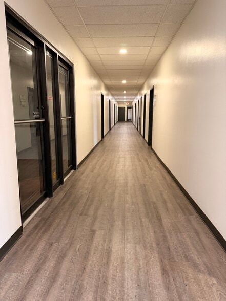 More Photos Of 417-435 Ridge Rd, Munster Unknown For Lease