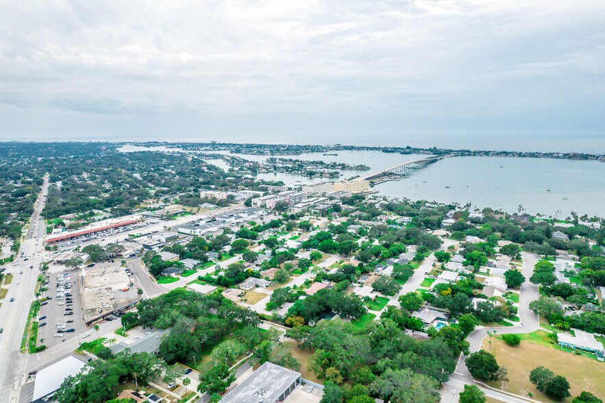 More Photos Of 400 Indian Rocks Rd N, Belleair Bluffs Storefront Retail Office For Sale