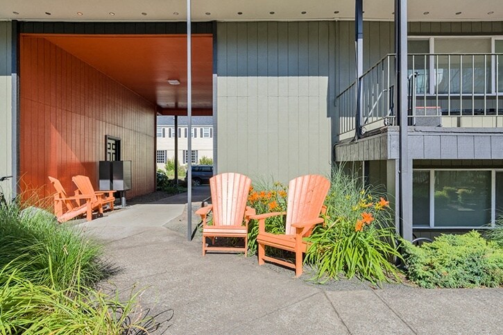 More Photos Of 440 NW 23rd St, Corvallis Apartments For Sale