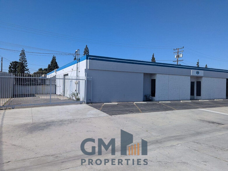 More Photos Of 15114-15142 Downey Ave, Paramount Unknown For Lease