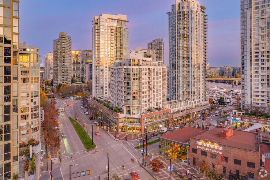Primary Photo Of 189 Davie St, Vancouver Apartments For Lease