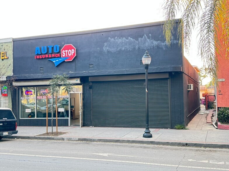 More Photos Of 2137-2139 Pacific Ave, Long Beach Storefront For Lease