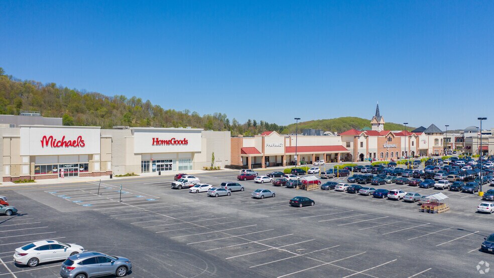 More Photos Of 118 Shawan Rd, Hunt Valley General Retail For Lease