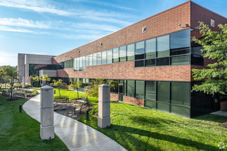 More Photos Of 7230 Lee Deforest Dr, Columbia Office For Sale