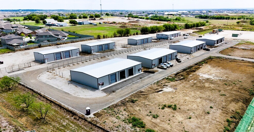 More Photos Of 7515 Faught Rd, Argyle Light Distribution For Lease