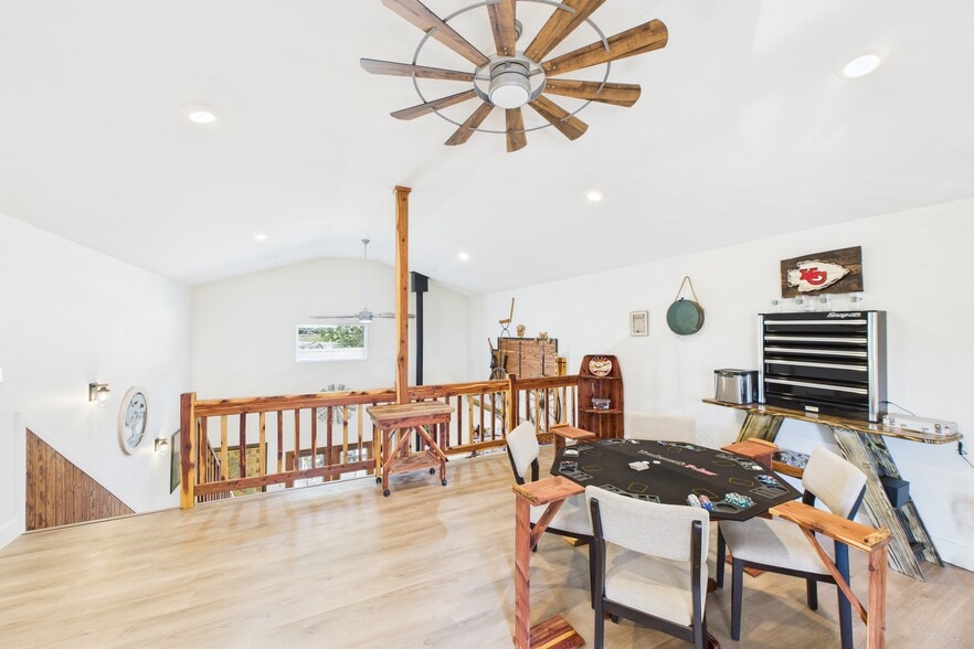 More Photos Of 141 County Road 851, Elizabeth Hotel For Sale