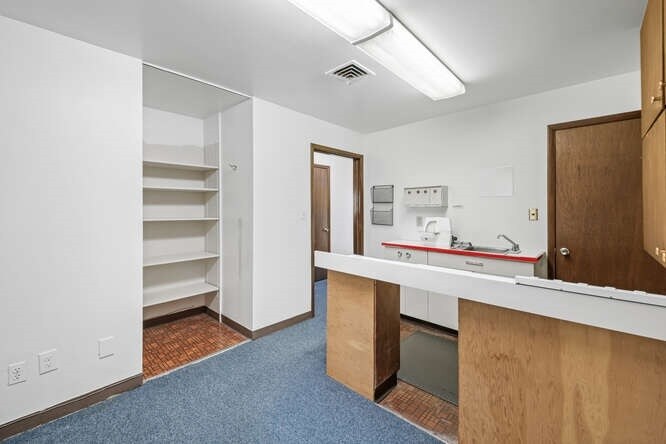 More Photos Of 5025-5039 S Federal Blvd, Englewood Medical For Lease