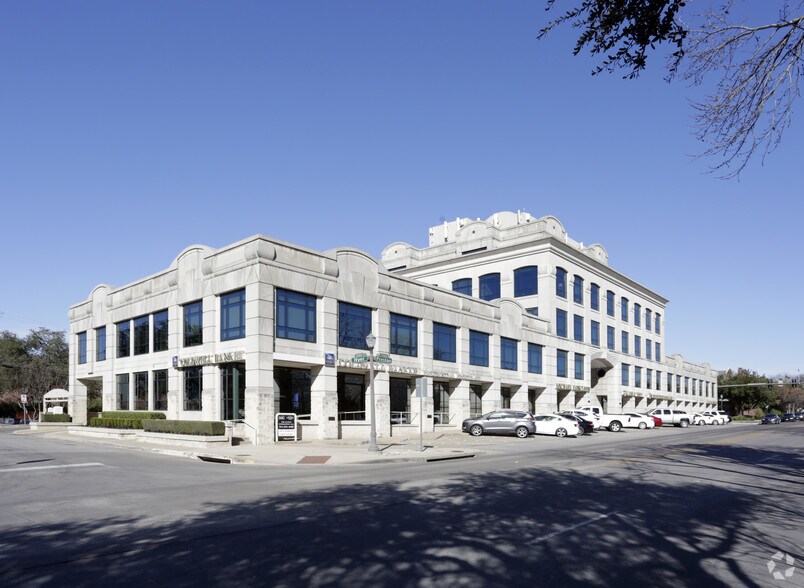 More Photos Of 7001 Preston Rd, Dallas Office For Lease