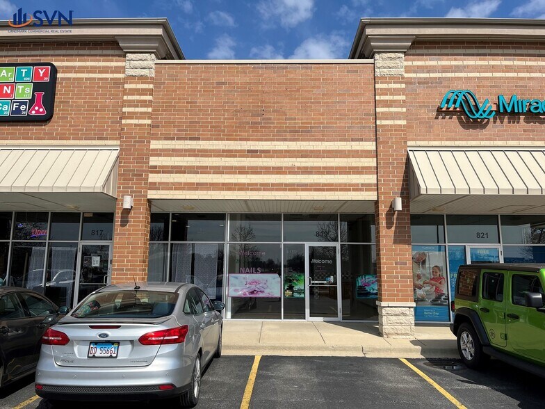 More Photos Of 805-821 N Randall Rd, Batavia Storefront For Lease