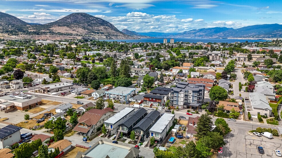 More Photos Of 116 Calgary Av, Penticton Apartments For Sale