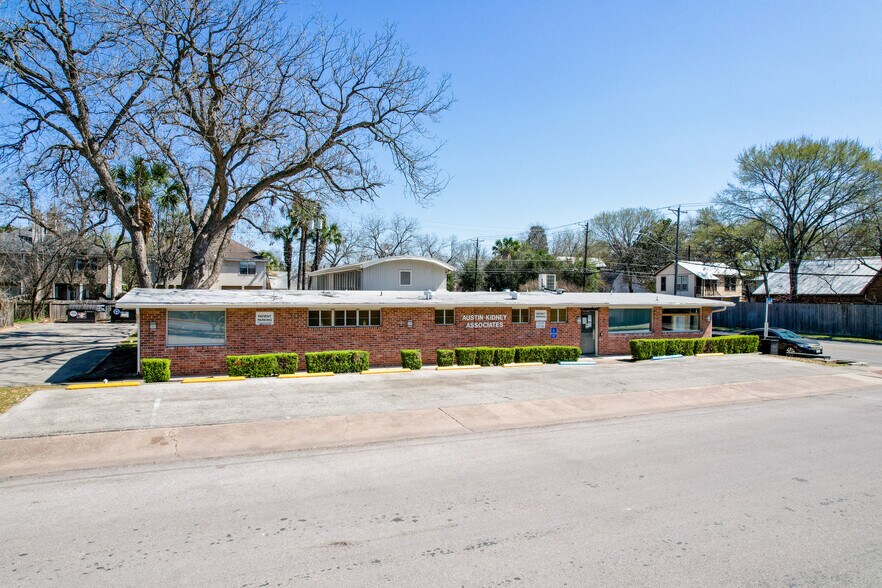 More Photos Of 408 W 45th St, Austin Medical For Sale