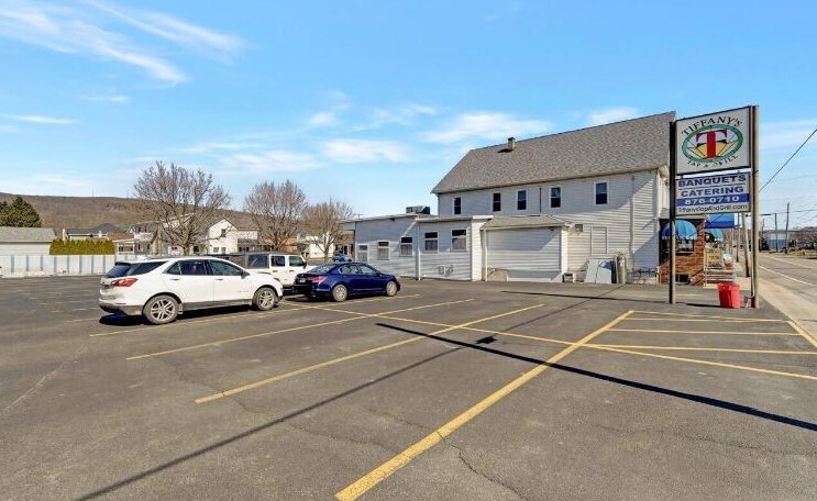 More Photos Of 291 Main St, Eynon Restaurant For Sale