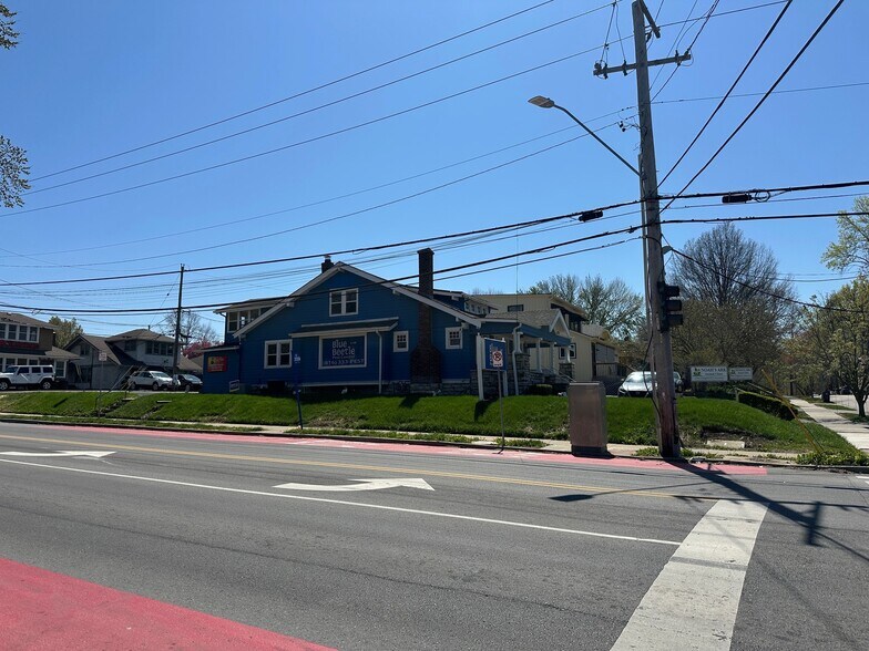 More Photos Of 6301 Main St, Kansas City Office For Lease