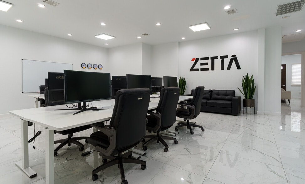 More Photos Of 12250 Queenston Blvd, Houston Office For Sale