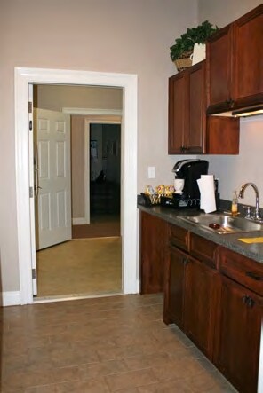 More Photos Of 3380 Trickum Rd, Woodstock Office Residential For Lease