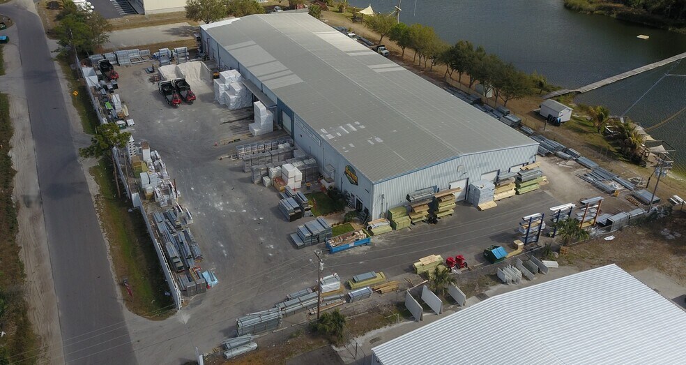 More Photos Of 17550 East St, North Fort Myers Warehouse For Lease