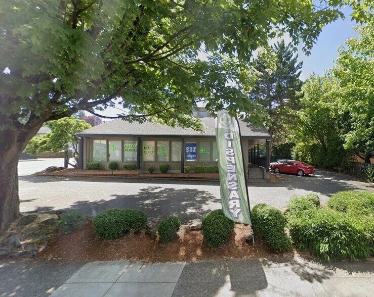 More Photos Of 4509-4511 SE Cesar E Chavez Blvd, Portland Office For Sale