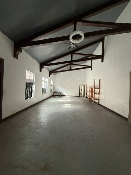 More Photos Of 315 N Sierra Nevada St, Stockton Religious Facility For Lease