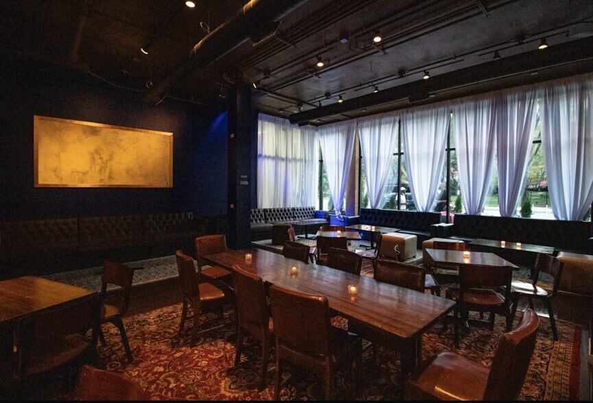 More Photos Of 2111-2115 S State St, Chicago Freestanding For Sale