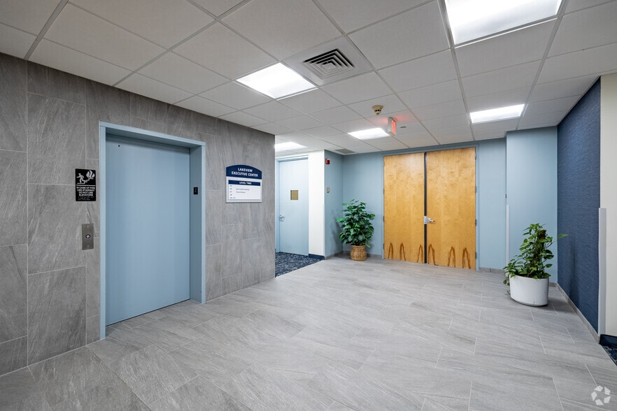 More Photos Of 6 Technology Dr, Setauket Unknown For Lease