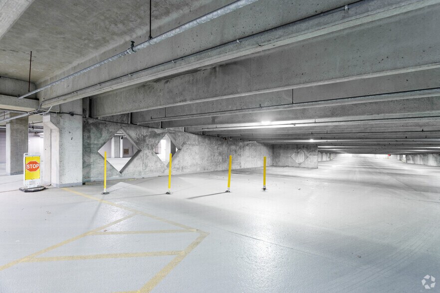 More Photos Of 290 Town Center Dr, Dearborn Unknown For Lease