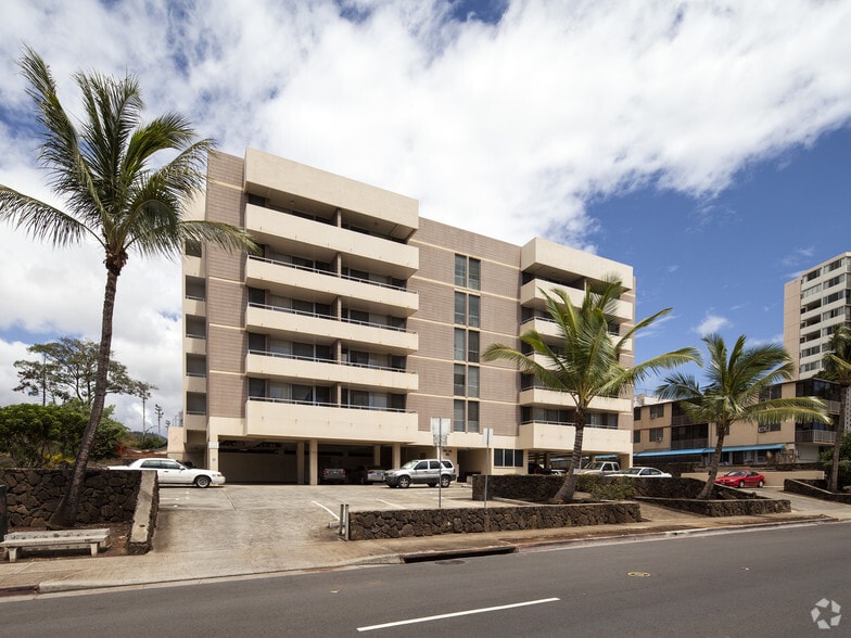 More Photos Of 1055 Ala Napunani St, Honolulu Apartments For Sale