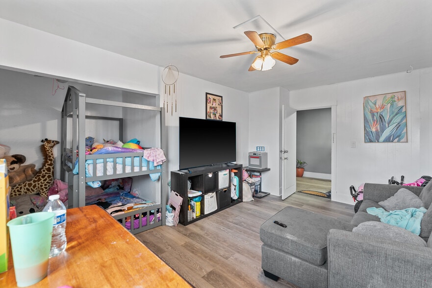 More Photos Of 600 Douglas St, Wenatchee Apartments For Sale