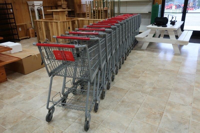 More Photos Of 71 Commerce St, Hickory Supermarket For Sale