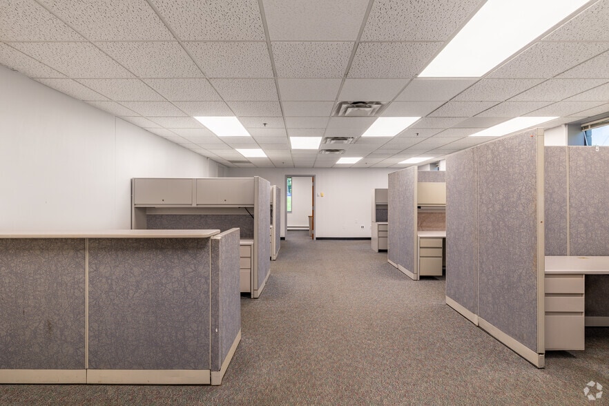 More Photos Of 140 Sipe Ave, Hummelstown Office For Sale