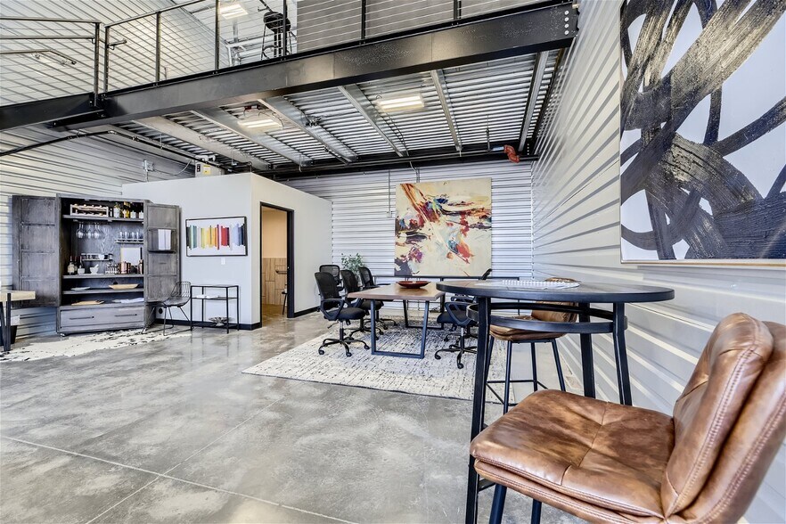 More Photos Of 1008 S Interstate 25, Castle Rock Light Distribution For Sale