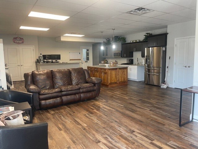 More Photos Of 350 W Brannen Rd, Lakeland Manufacturing For Sale