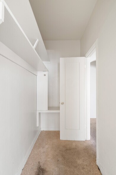 More Photos Of 2100 51st Ave, Oakland Apartments For Sale