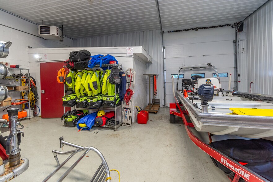 More Photos Of 9 Mill St, Stockton Police Fire Station For Sale